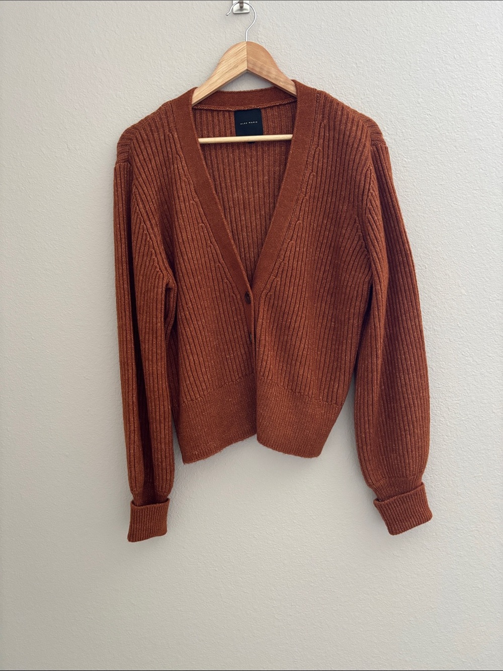 Alex Marie Wool Blend Rust Orange Ribbed V-Neck Button Cardigan Sweater Size M